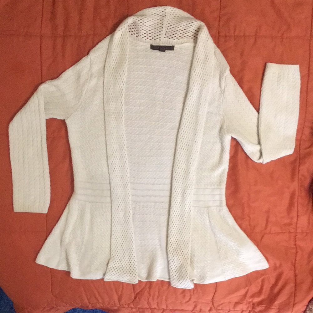 Fever fine knit cream cardigan sweater, women’s medium.